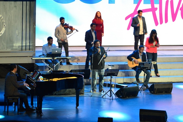 Cenacle de La Lumiere Come Alive